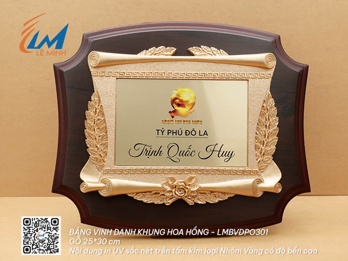 BẢNG VINH DANH GỖ ĐỒNG