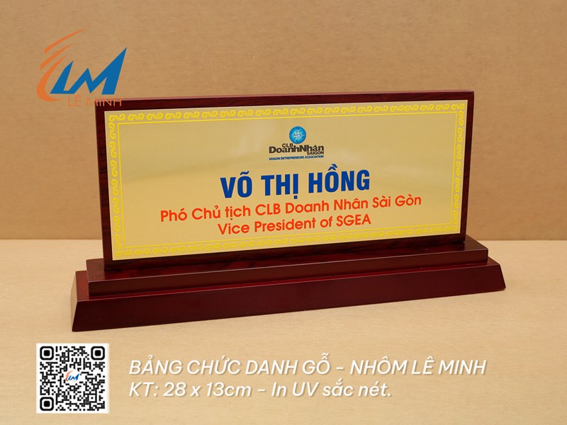 GỖ NHÔM IN UV - BẢNG CHỨC DANH ĐỂ BÀN