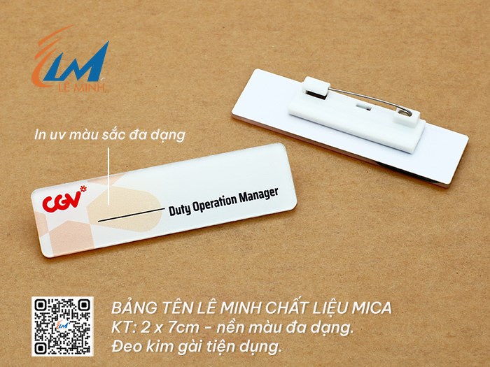 LÀM BẢNG TÊN ĐEO ÁO BẰNG MICA
