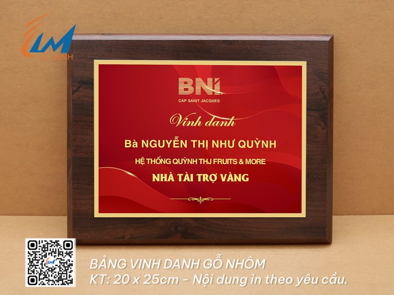 Sản xuất bảng vinh danh gỗ nhôm