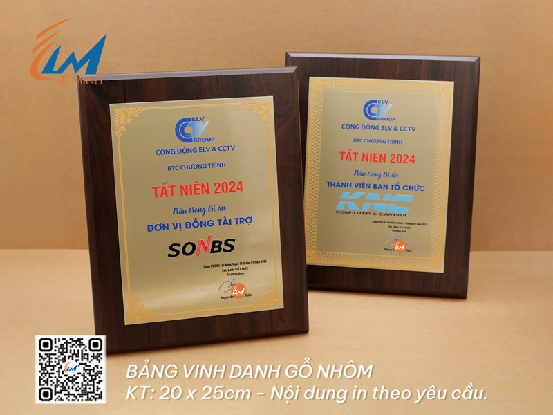 Sản xuất bảng vinh danh gỗ nhôm