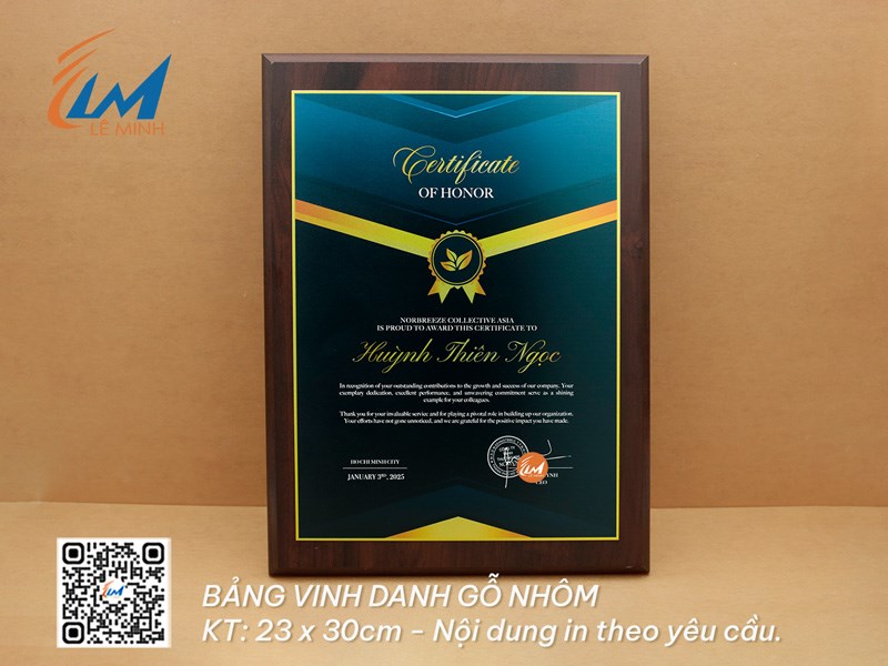 Sản xuất bảng vinh danh gỗ nhôm