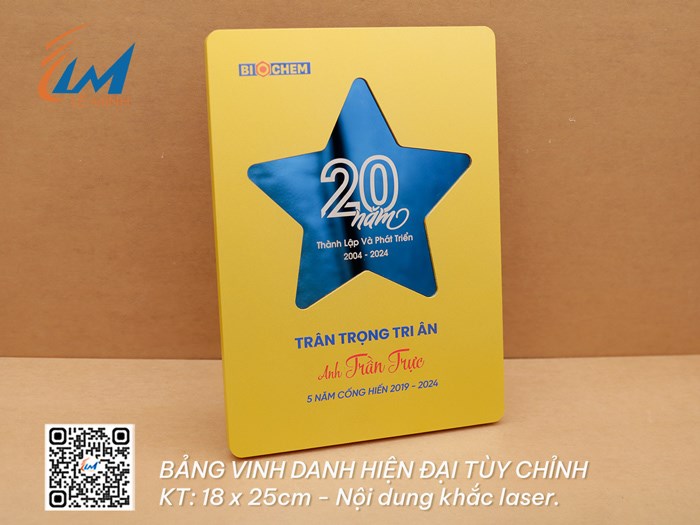 Sản xuất bảng vinh danh nút Youtube theo yêu cầu