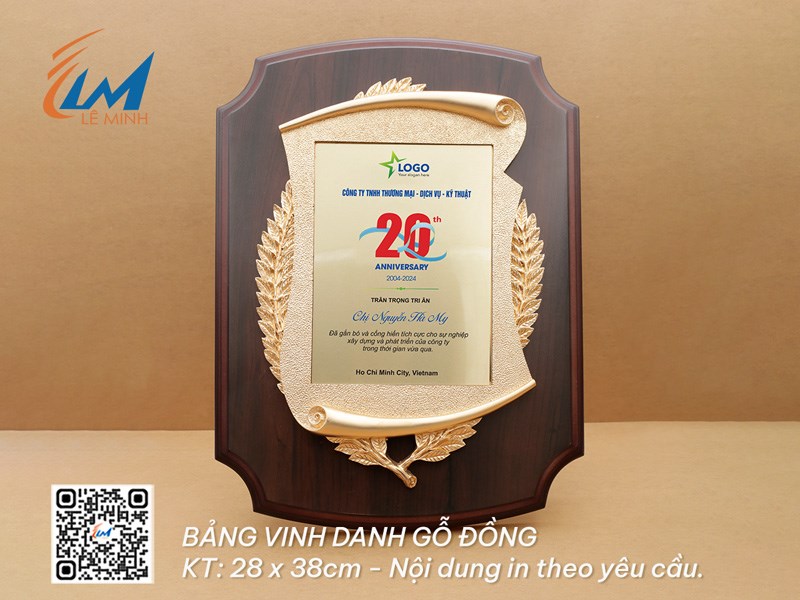 BẢNG VINH DANH GỖ ĐỒNG 28CM X 38CM