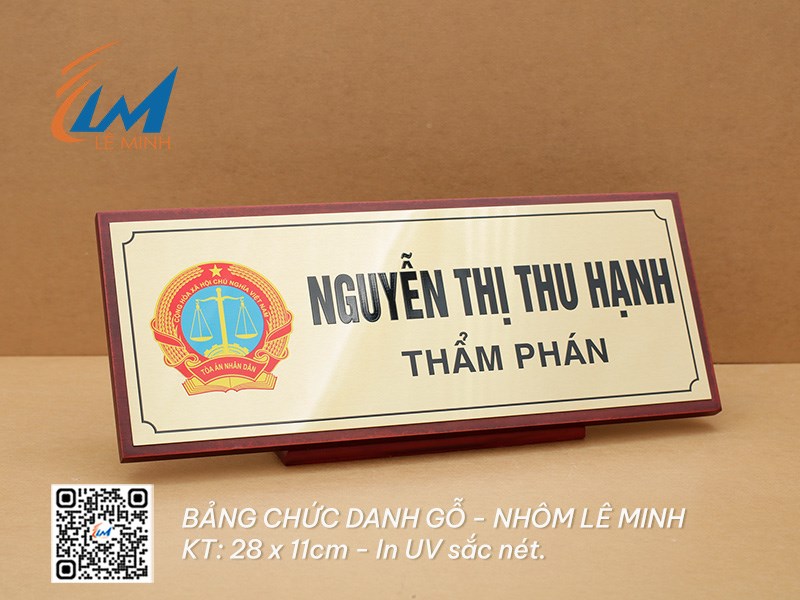 GỖ NHÔM IN UV - BẢNG CHỨC DANH ĐỂ BÀN