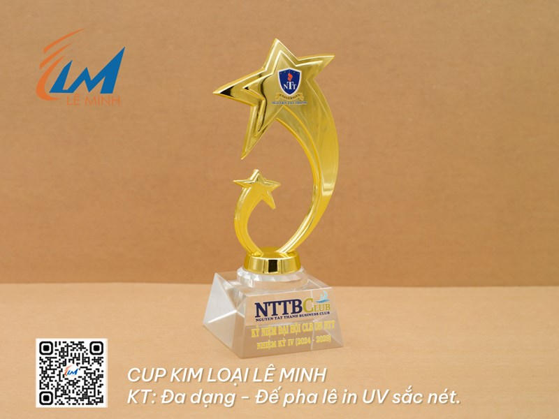 CÚP KIM LOẠI CAO CẤP
