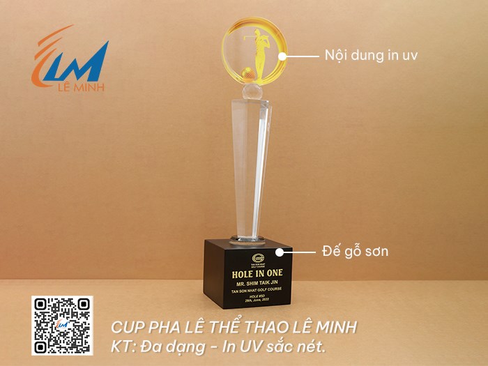 Cúp pha lê thể thao